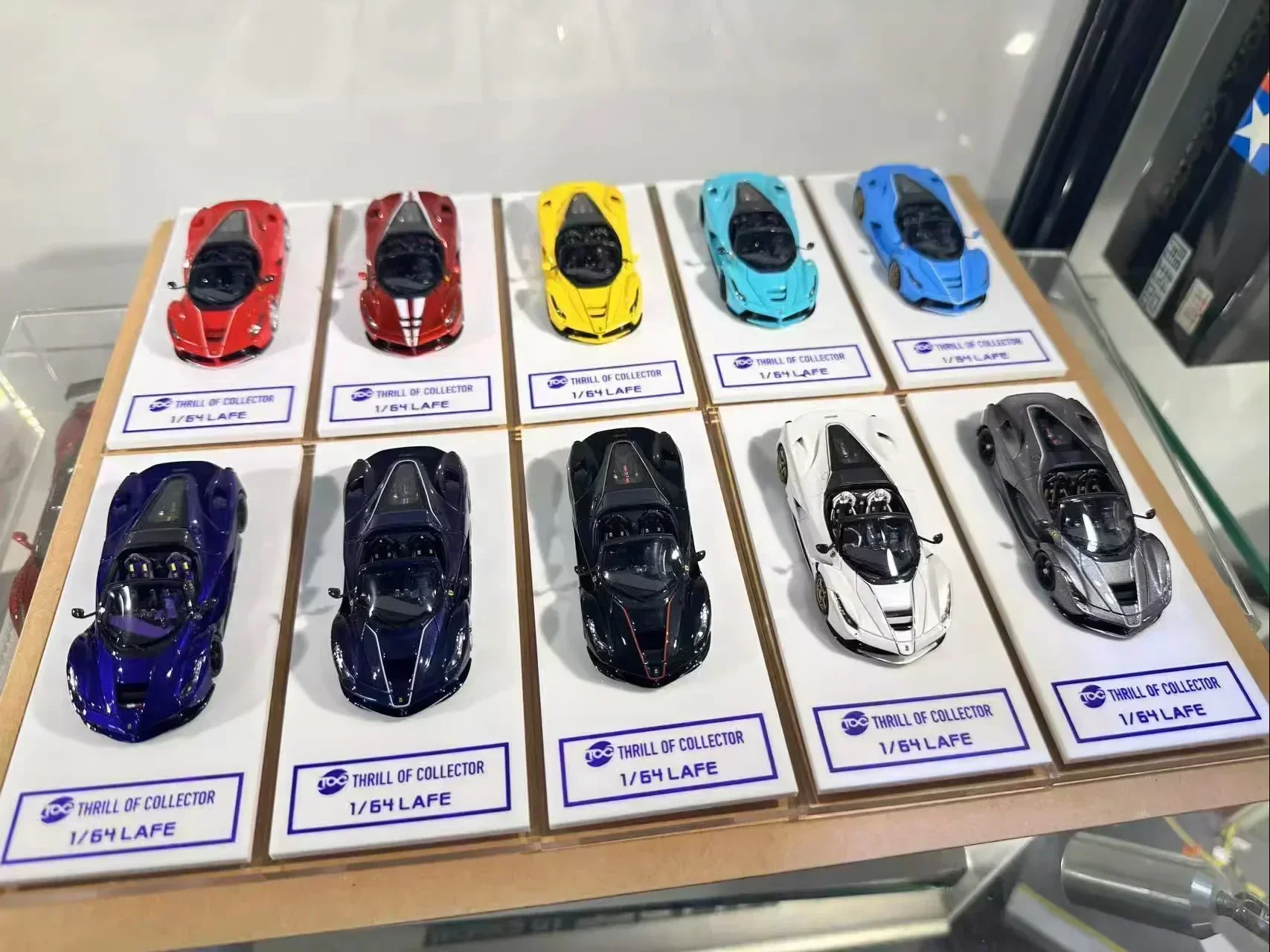 FuelMe 1:64 Aperta Neo GT3 RS Resin Model Car