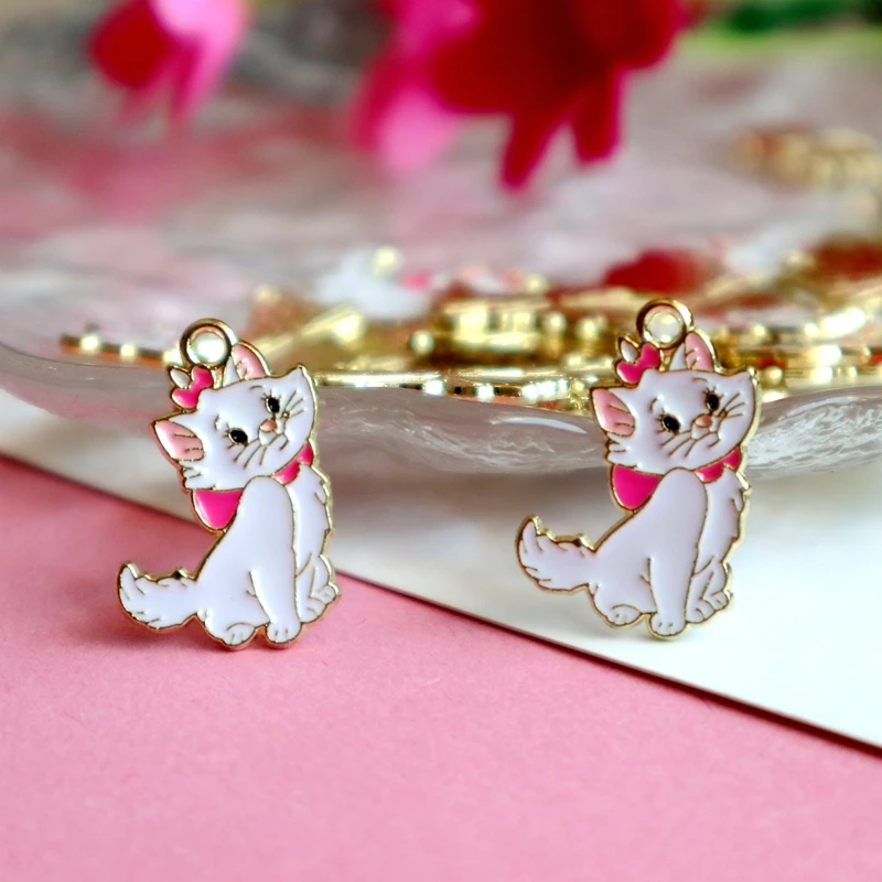 10pcs Kawaii Anime Elegant Cat Pendant Cute Marie Cat Charms DIY Necklace Bracelet Earings Jewelry Keychain Decoration Accessory