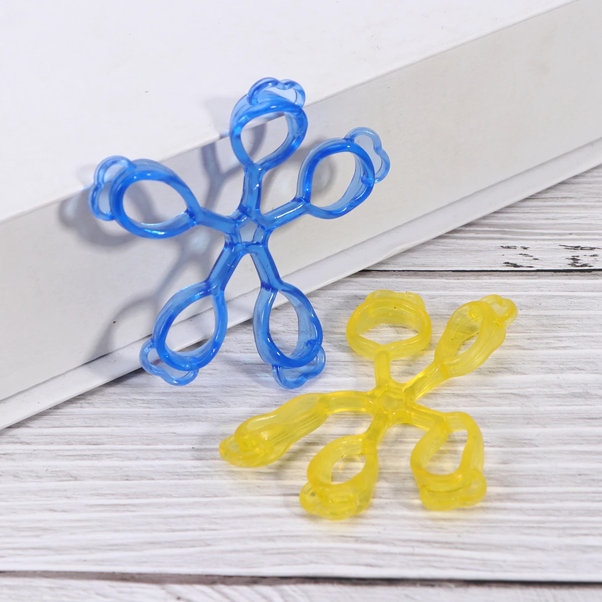 

3pcs Finger Force Exerciser Hand Trainer For Guitar Accessories Tension Tool Strengthener Finger Muscle Training Yellow Red Blue