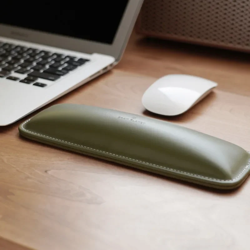 

Genuine Leather Wrist Rest Top-Grain Leather Keyboard Cushion Universal Office Pad Ergonomic Wrist Support for Desk Setup