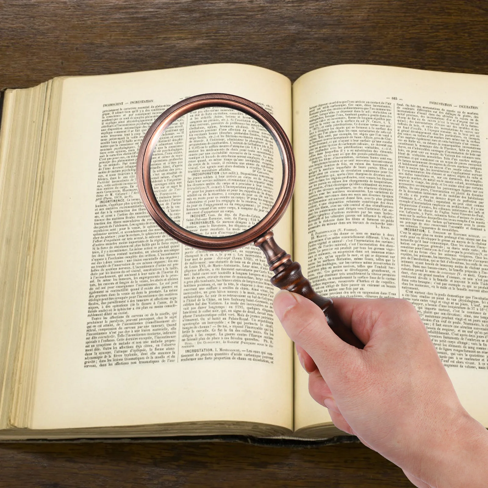 

1Pcs Retro Magnifying Glass Handheld Reading Magnifier Premium Optical Glass Lens Durable Wood Material for Elder Books