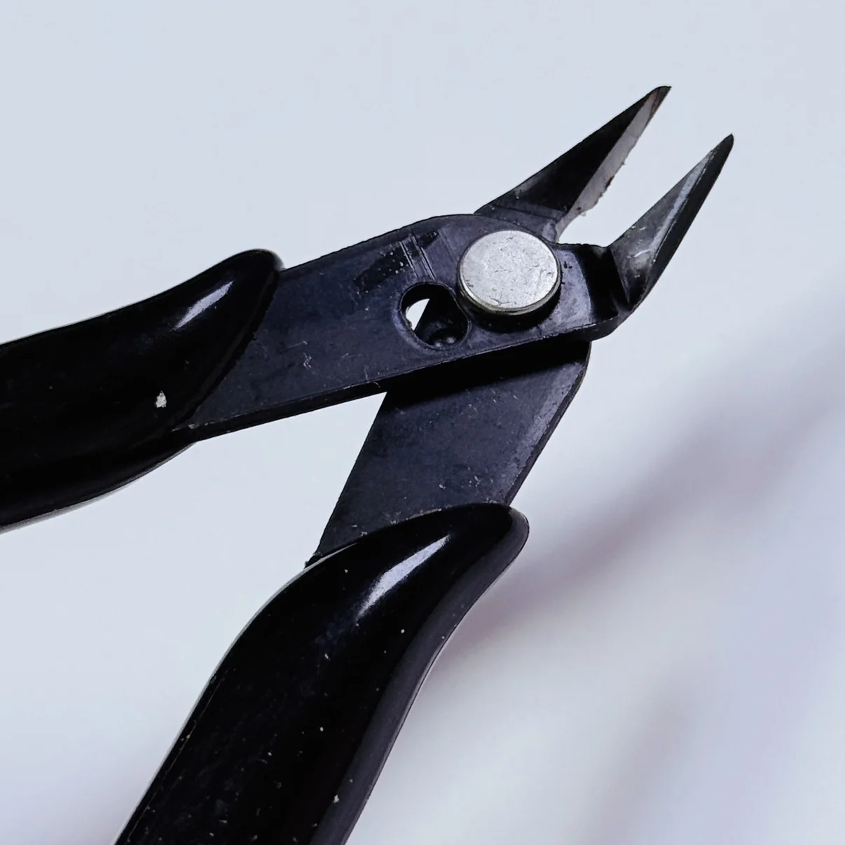 Various Types of Hair Extension Pliers for Micro Silicone Rings I-Tip Hair Pliers Hair Extensions Opener and Removal Tool