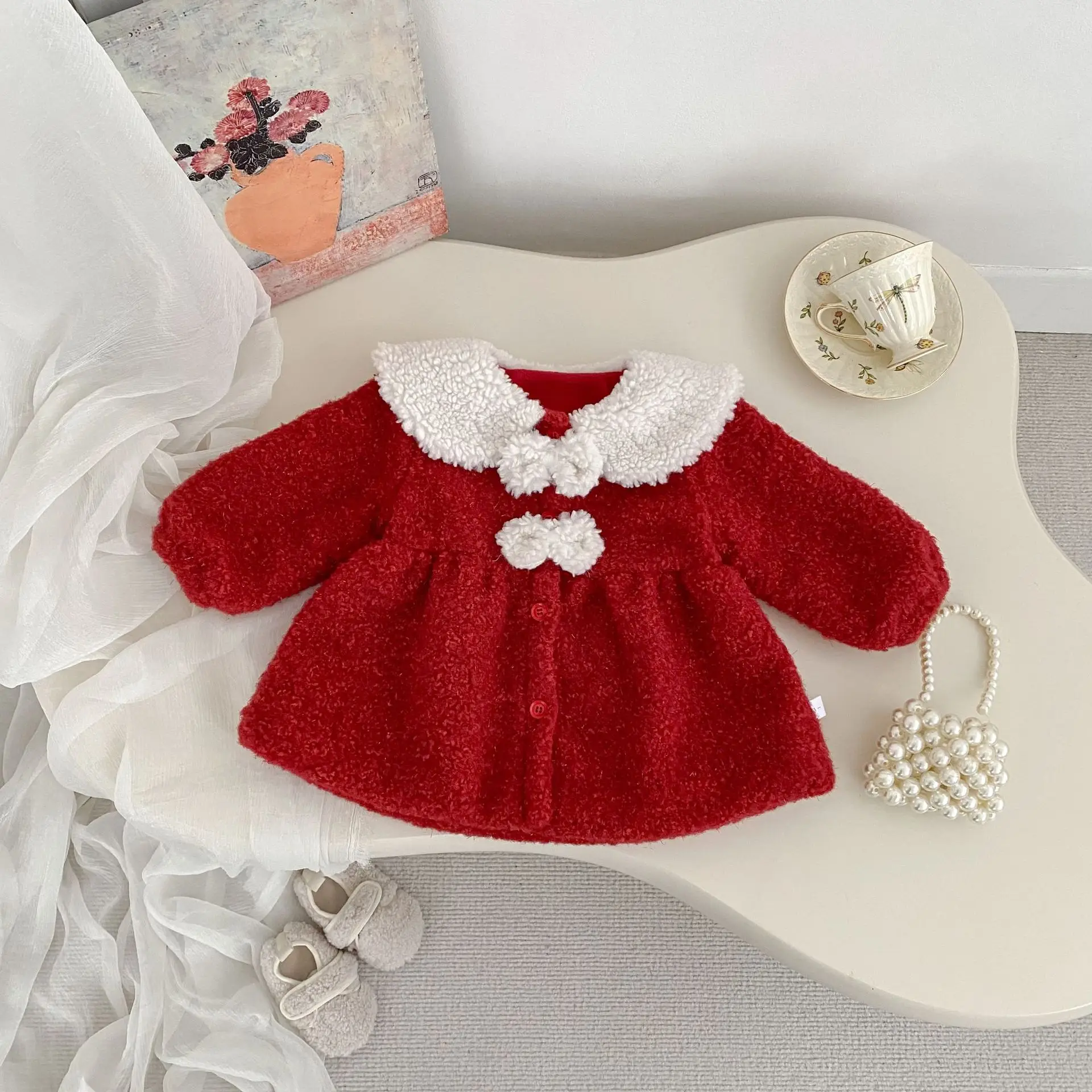 2025 شتاء جديد الأطفال طويلة الأكمام معطف دافئ زائد المخملية سميكة الفتيات لطيف القوس التلبيب مبطن سترة الاطفال القطن وسادة مبطنة