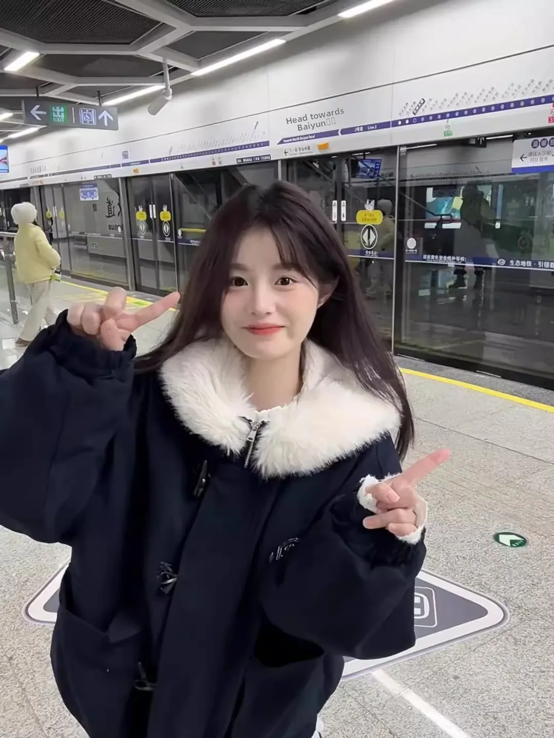 

Thiened Fce Hooded Cotton Jaet Women's Autumn Winter Faion College Sle Design Sense Cotton Coat Outerwear