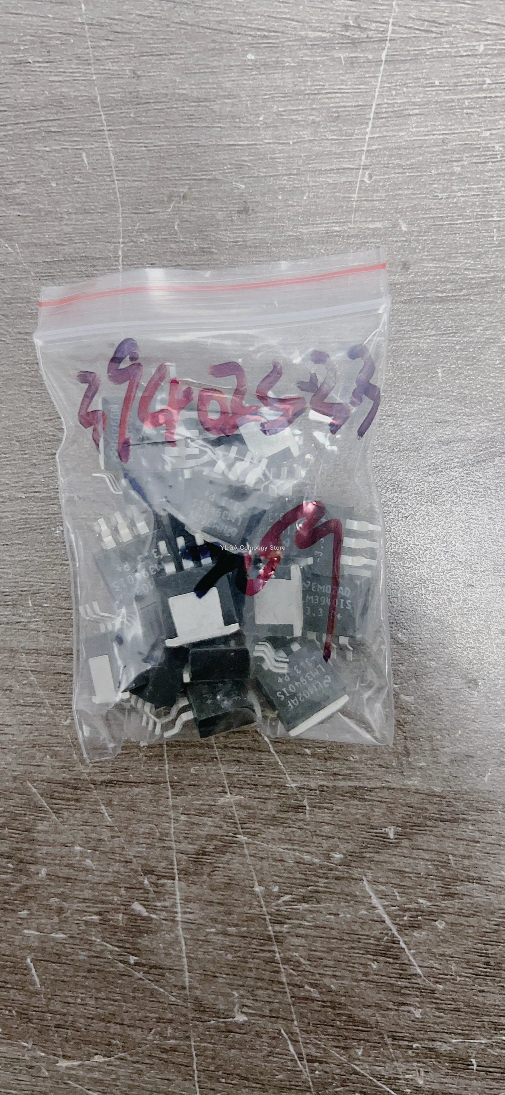 New Imported Original Character LM3940IS-3.3 LM3940IS 3.3V LM3940IS TO263 SMD        10PCS -1lot