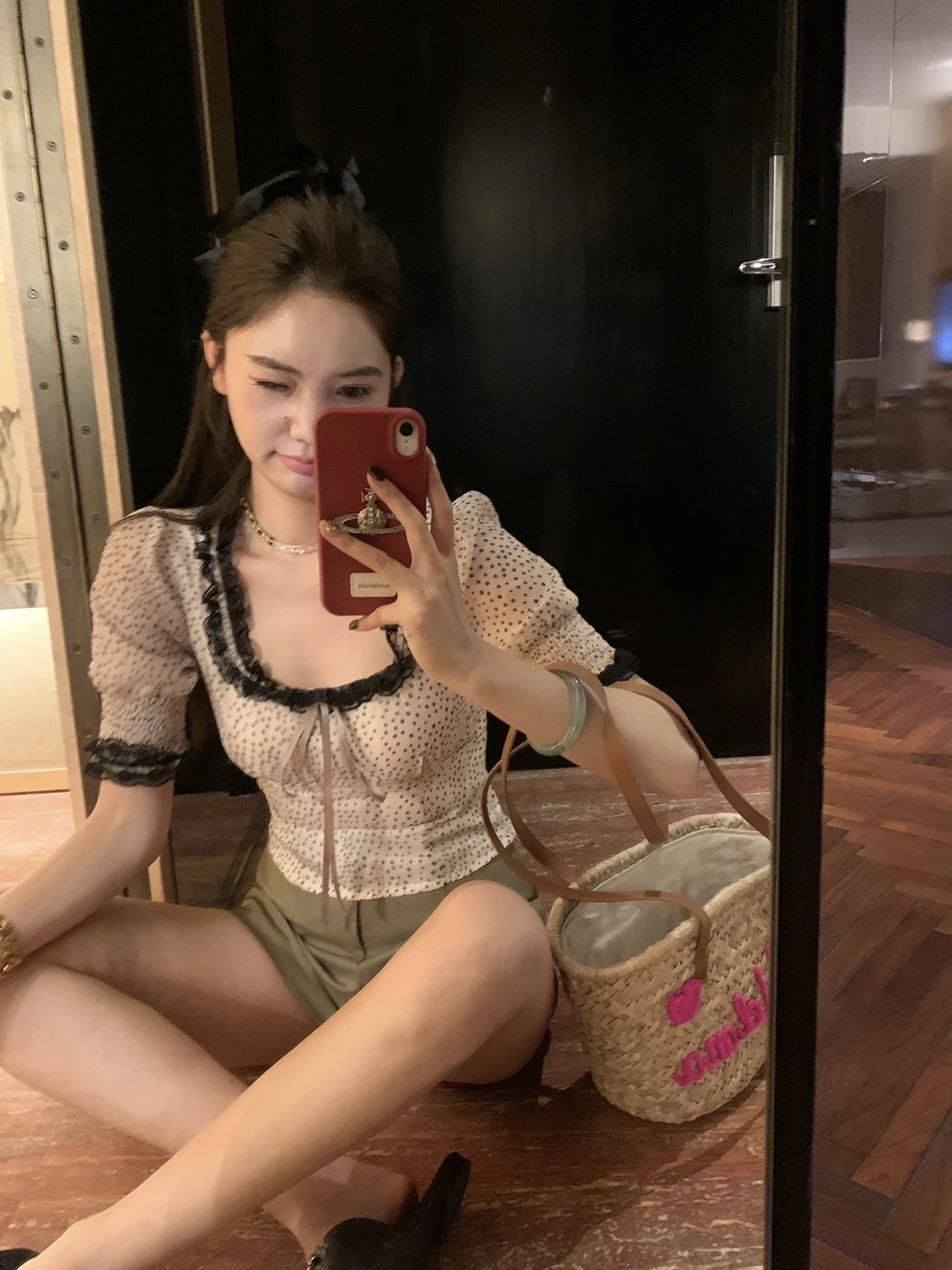 

Нежный топ с кружевной отделкой и квадратным воротником, милый ретро-дизайн в горошек, дышащий, удобный, женская рубашка, летняя коллекция