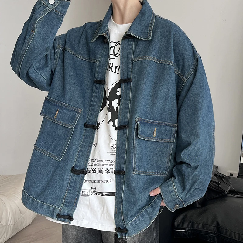 

Новая китайская джинсовая куртка свободного кроя с длинными рукавами, декорированная пуговицами, устойчивая к сминанию, повседневная, модная, с воротником, для весны и осени