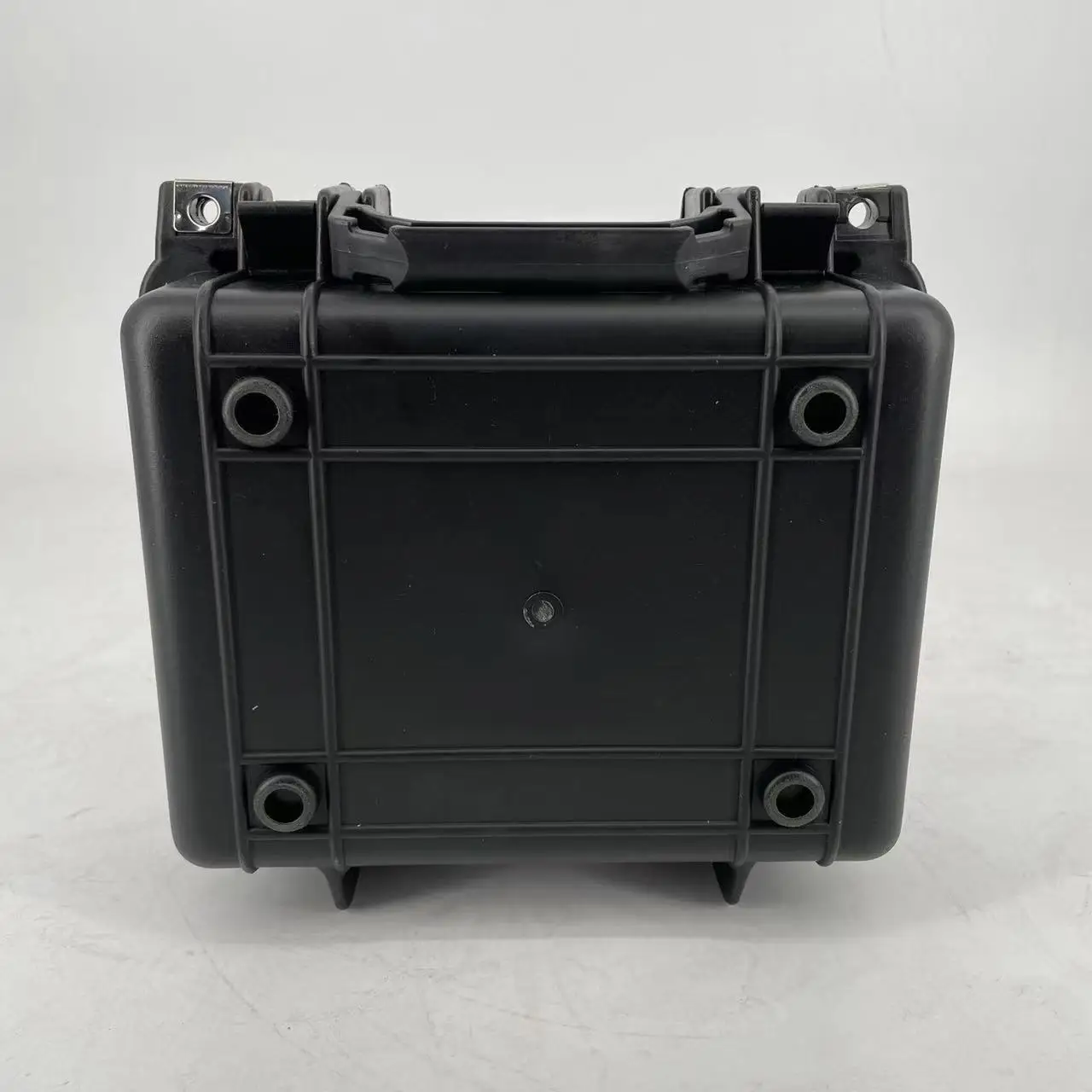 DPC028 High Quality Injection Mold Hard Plastic Waterproof and Dustproof Equipment Case with Customized Foam