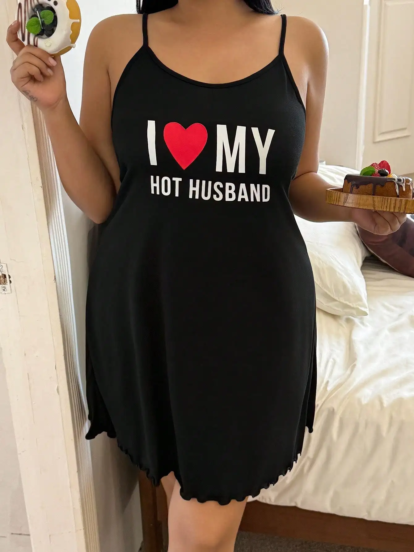 

Ночная сорочка-комбинация большого размера из однотонного трикотажа с принтом в виде сердца и надписи, женское платье для сна