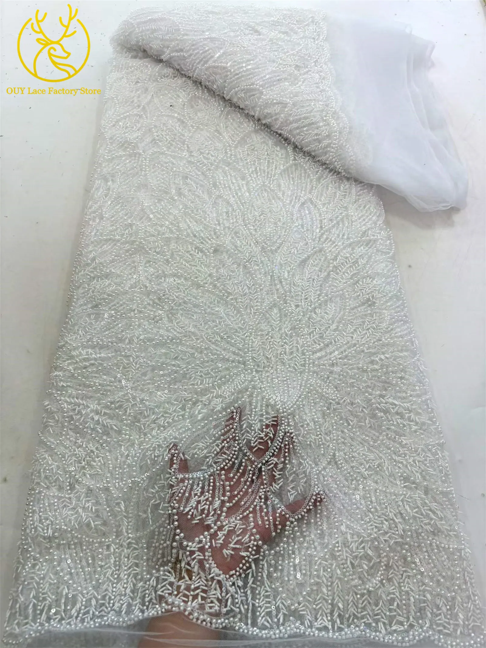 Luxuriöser afrikanischer Tüll-Spitzenstoff mit Pailletten, hochwertiger nigerianischer Pailletten-Spitzenstoff zum Nähen von Hochzeits-, Party- und Ballkleidern – Detail 7