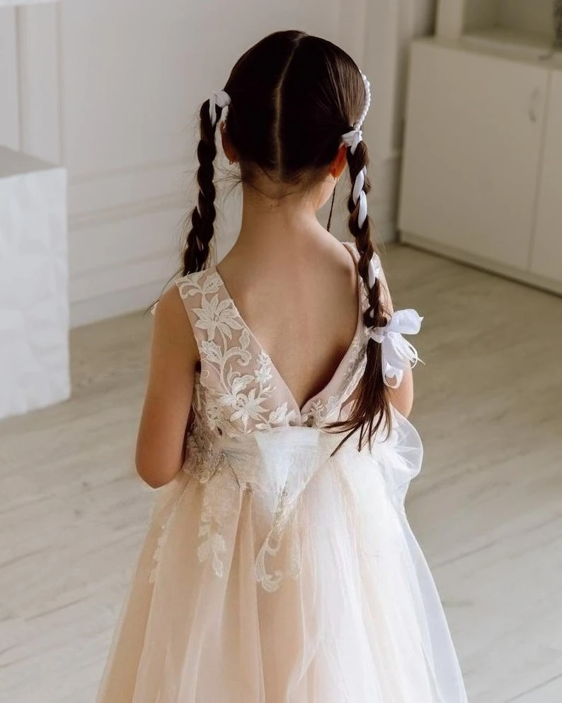 Lace Flower Girl Dress Girl Birthday Tulle Holy Communion Tutu with Train Princess Girls Dress Baby Pageant Dresses for Girls