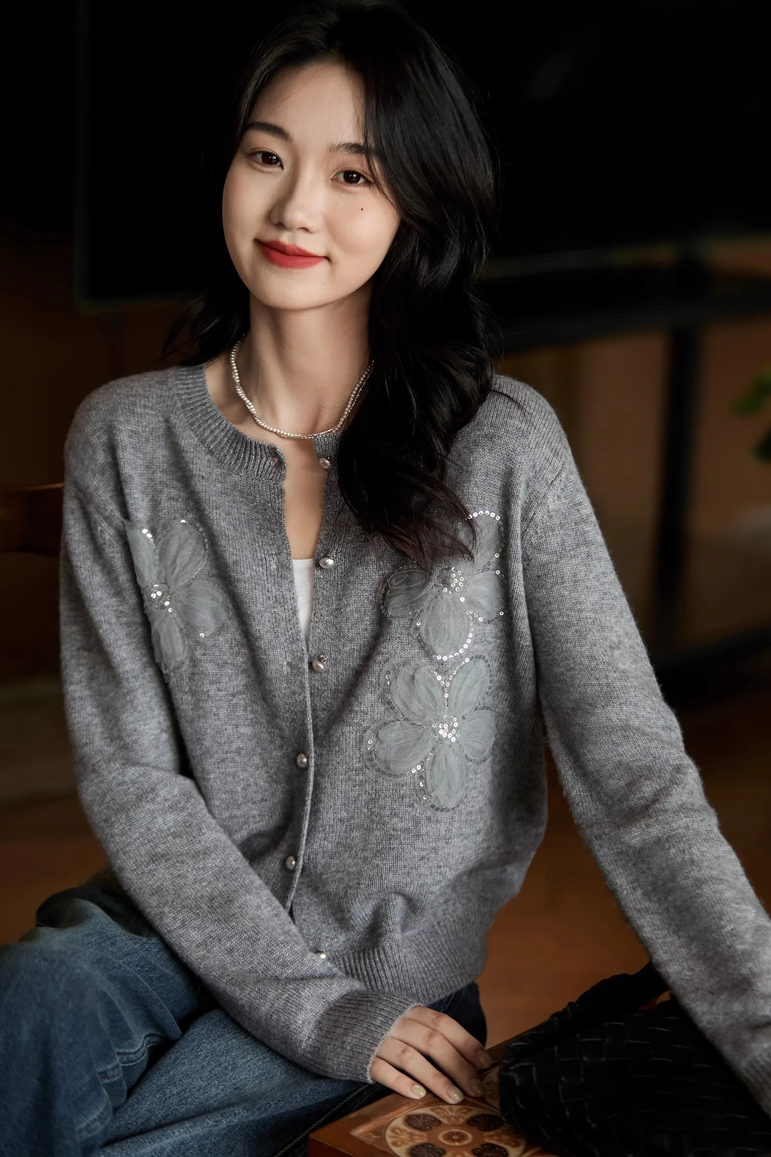 

Birdtree 90% Wool 10% Cashmere Flower Design Cardigan,Woman Wool Blend Full Sleeve O-neck Single Breasted Grey Knit CoatT58920JF