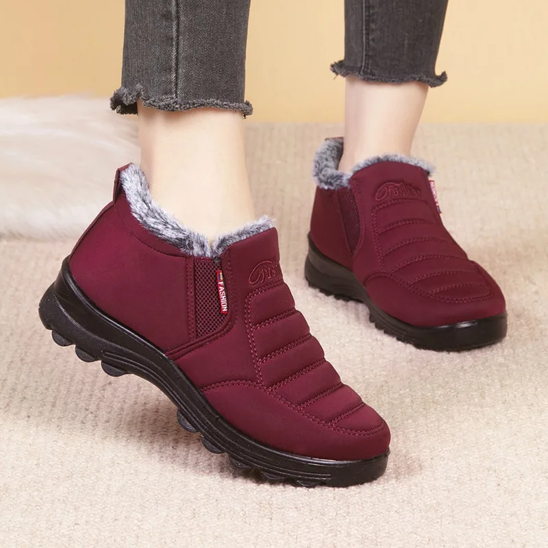 2023 Winter New Casual Cotton Shoes Plus Velvet Thick Slip-on Ladies Snow Boots Soft Sole Warm Non-slip Outdoor Sports Shoes