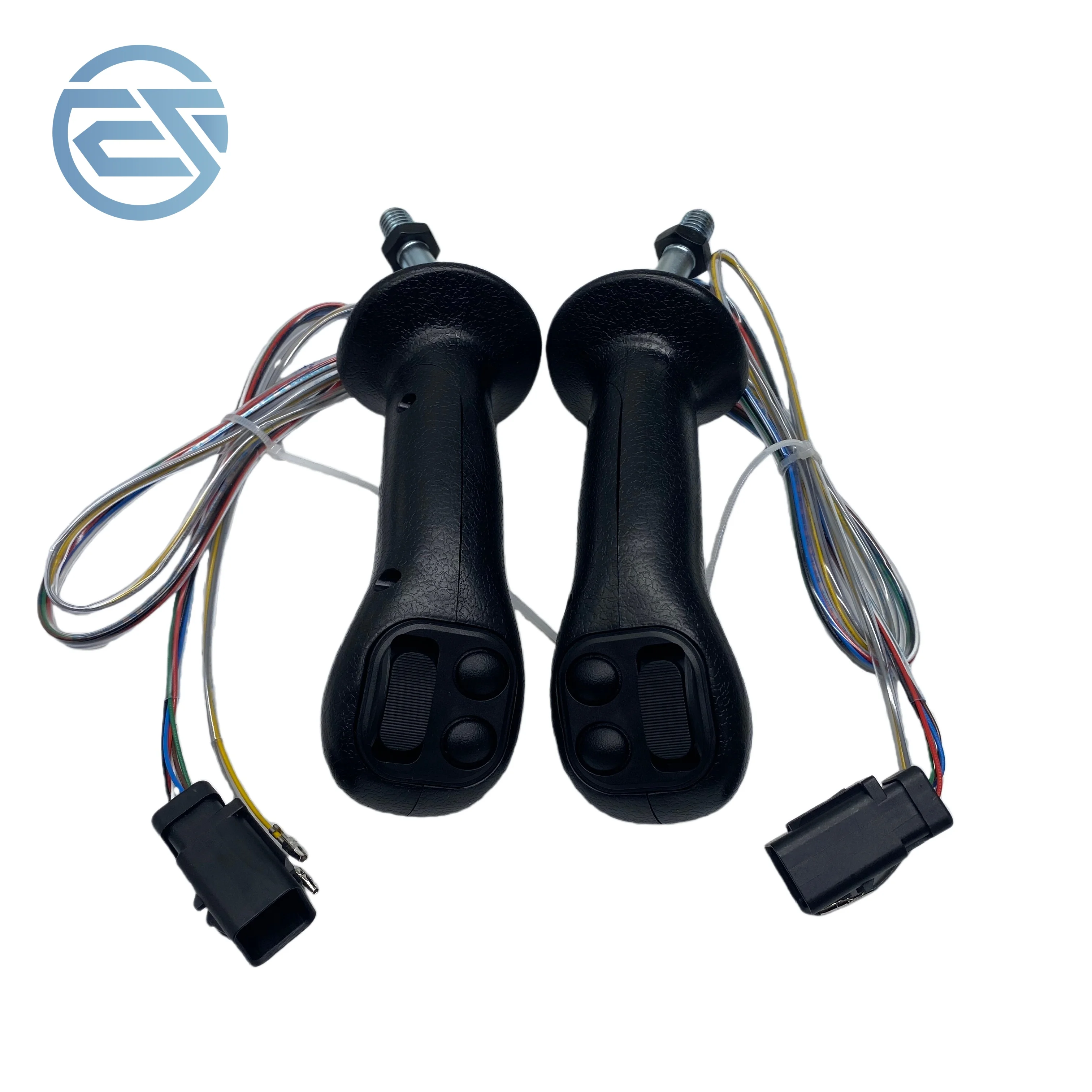 

Джойстик-рукоятка управления для экскаваторов E336GC, E345GC, E320GC (номера деталей 297-4589, 227-7617)