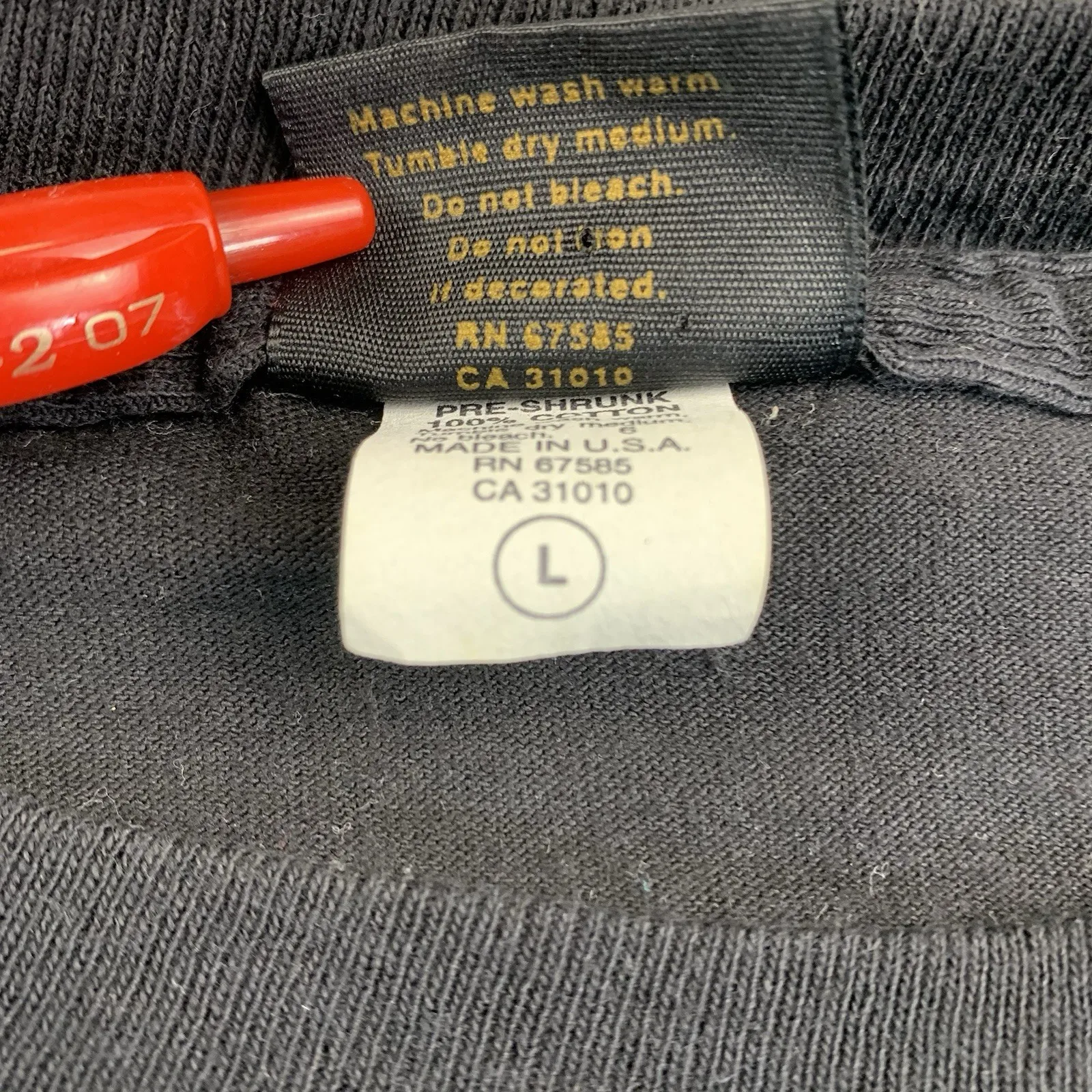 تي شيرت برسومات ستون كولد ستيف أوستن هيكل عظمي لعام 1998 باللون الأسود. علامة التغييرات كبيرة