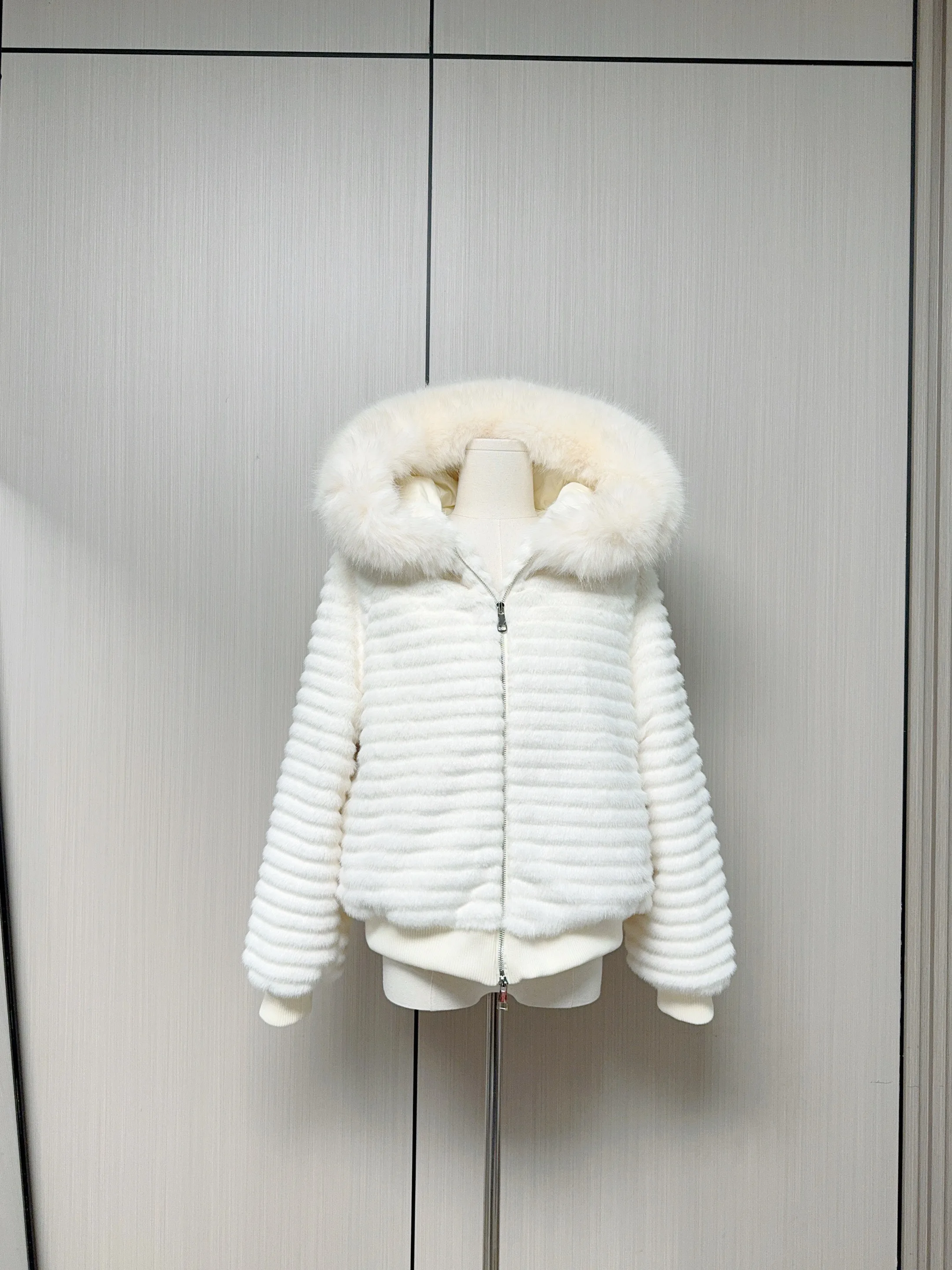 

Women's Autumn Winter Thick Warm Cotton Padded Faux Mink Hair Coat Lady Streetwear Faux Fur Trim Hooded Loose Quilted Outwear