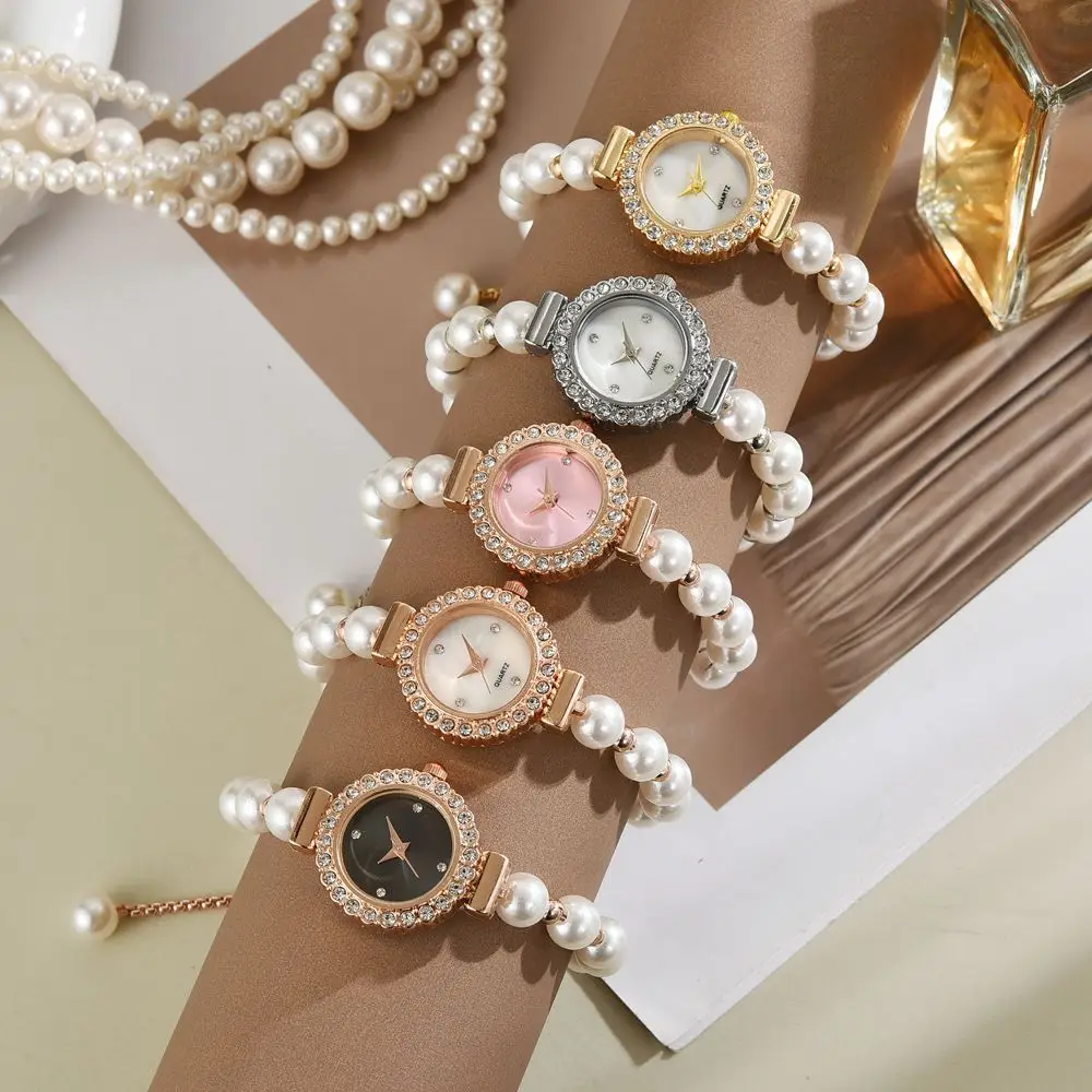 

Fashion Round Pearl Diamond Dial Ladies Watch Simple Temperament Wristwatch for Women Adjustable Pearl Bracelet Watch