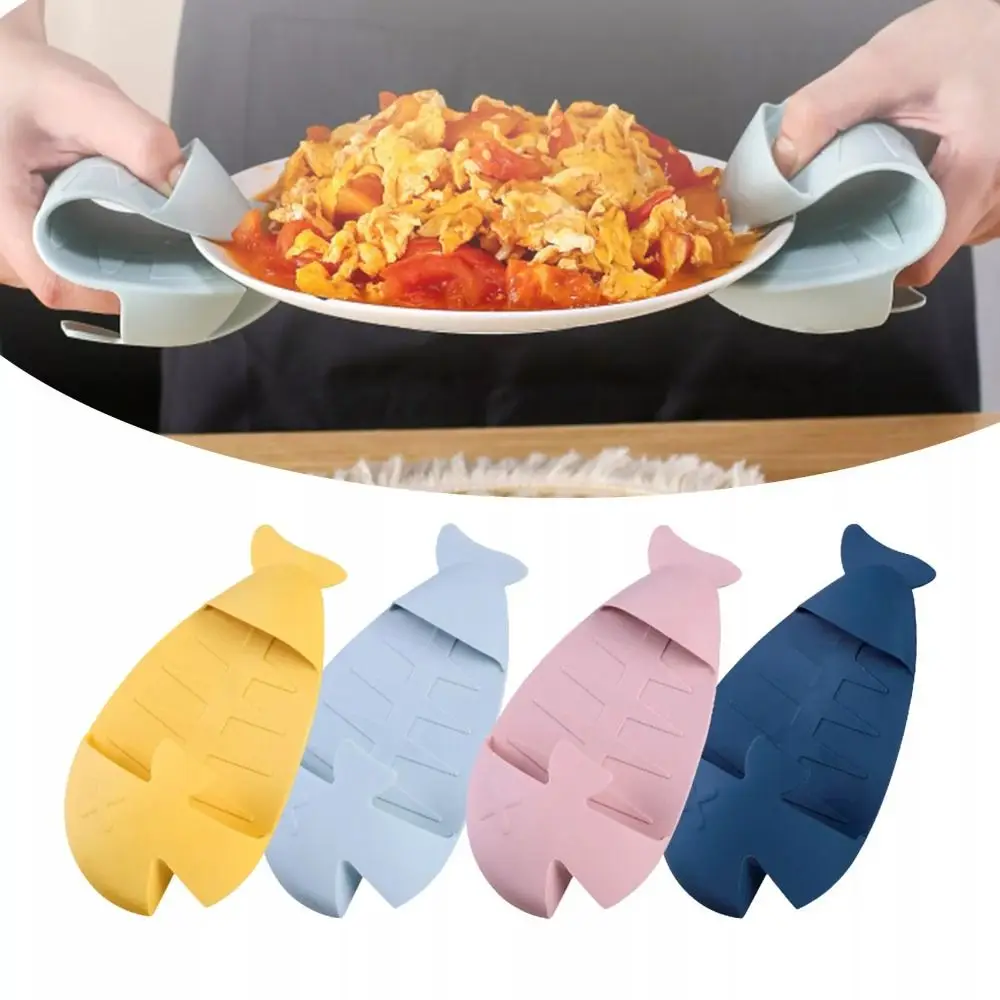 Portable TPR Mini Microwave Mitts Anti-scalding Fish Shaped Hand Clip Thickened Non-slip Texture Oven Glove