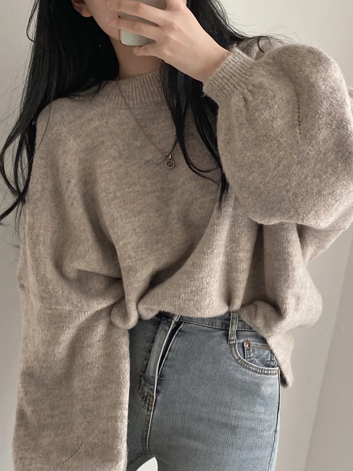 

Chic Autumn Winter Loose Fit Lantern Sve Soft Knitted Sweater round Ne Side Slit Versatile Easy Wear Comfortable Knitwear