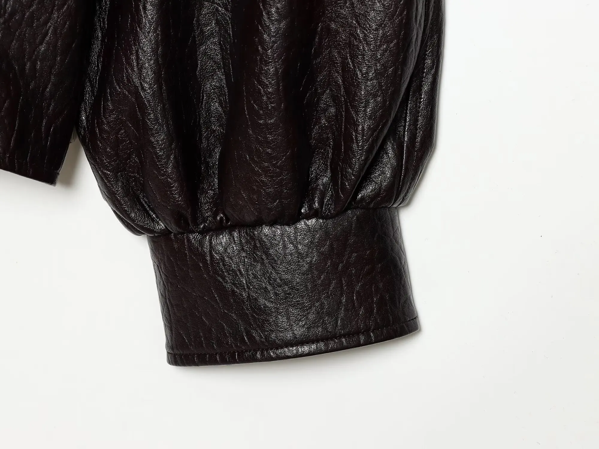 BSAY Vintage Einfarbige Kunstlederjacke für Damen, Neuer Stehkragen mit Halsriemen, Schnallen-Gürtel an der Taille, Laternenärmel, Lässiger Außenmantel – Detail 11