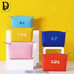 Fashion Dumpling Custom Embroidery Initials Cosmetic Bag PU Leather Waterproof Travel Toiletry Bag Zipper Portable Make Up Bag