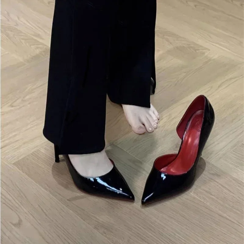 Fashion New Trend Female Black Leather Side Air Pointed Bottom Toe Female High Heel Sexy Party Shoes Ladies Dress Stiletto Pump