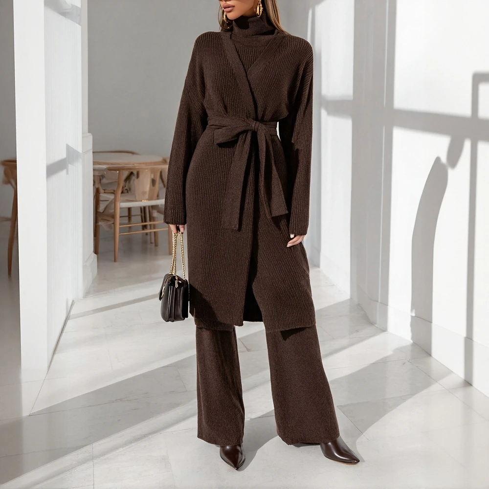 Luźna sukienka-kardigan z długim rękawem i dekoltem typu cross-collar, jesienne trendy damskie, styl otwartej koszuli, dekoracyjna, bez rękawów, krój prosty.