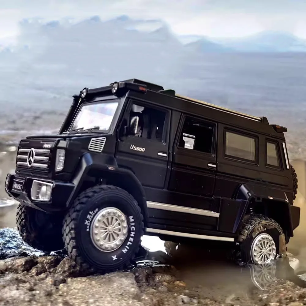 

1:28 Benz Unimog U5000 Cars Toys Miniature Models Alloy Diecast Sound Light Off-road Wheel Pull Back Vehicle Boy's Birthday Gift