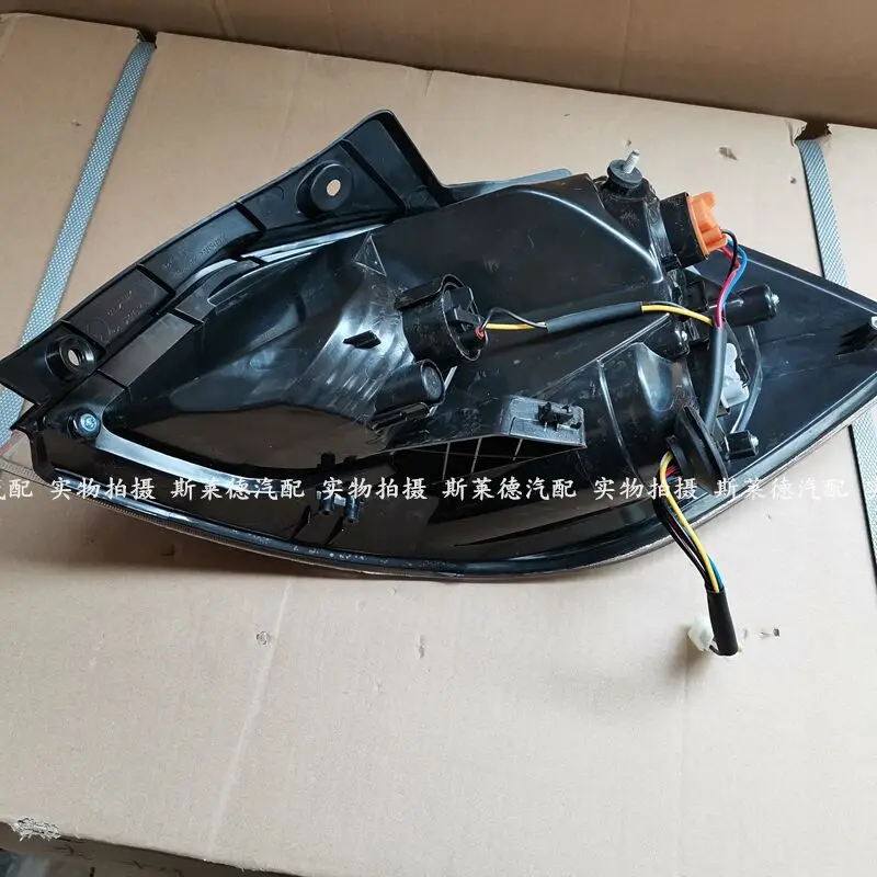 

Автозапчасти высокого качества: задний фонарь, стоп-сигнал, задняя подсветка для Chana Alsvin, версия хэтчбек