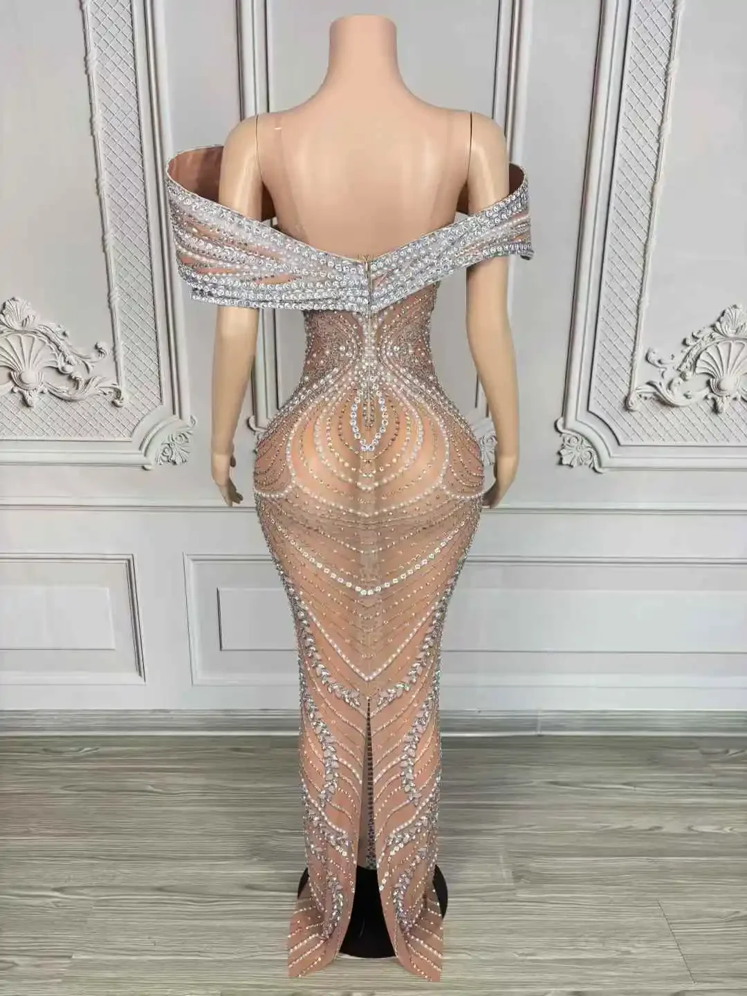 의상 우아한 여성 하이 엔드 칵테일 Strapless 가운 무대 착용 럭셔리 반짝 이는 크리스탈 이브닝 드레스 축제 축하 파티