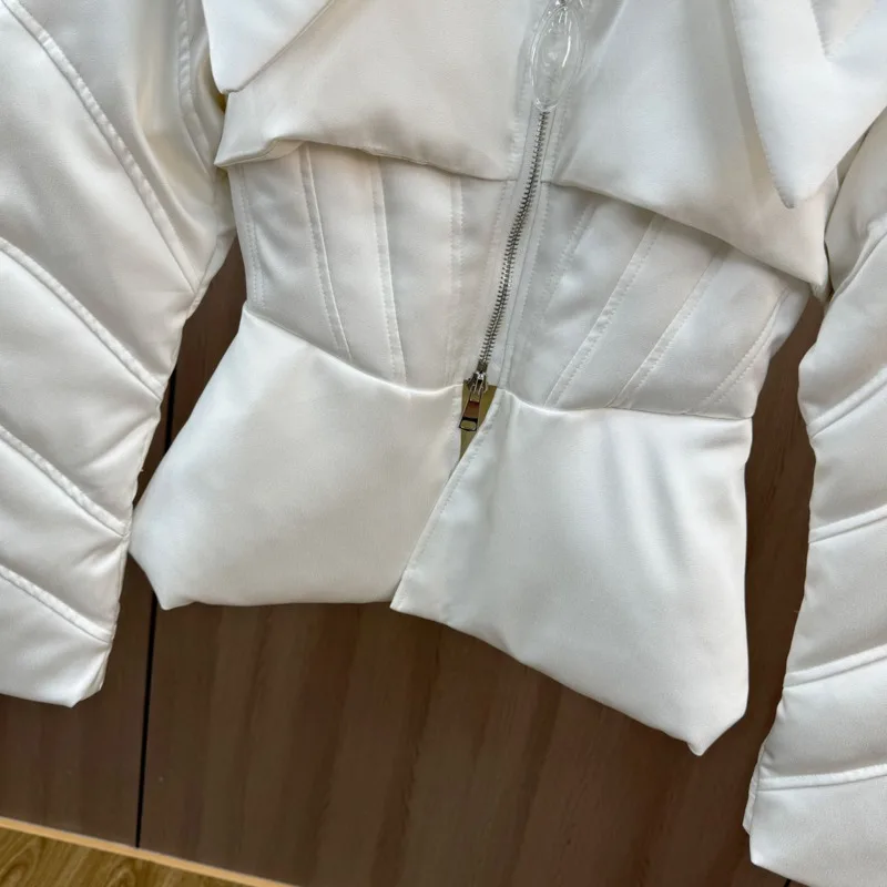 HKSH 2025 شتاء جديد المرأة أسفل معطف بدوره إلى أسفل طوق طويلة الأكمام سستة الخصر Cinching أنيق أنيق سترة منفوخة HK15236