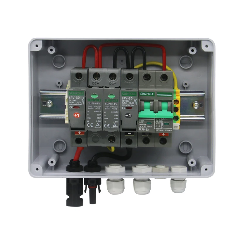 Waterproof Outdoor Surface Mounted 1 in 1 out 550V IP65 Solar PV Surge Lightning Protection DC Distribution Box Combiner Box