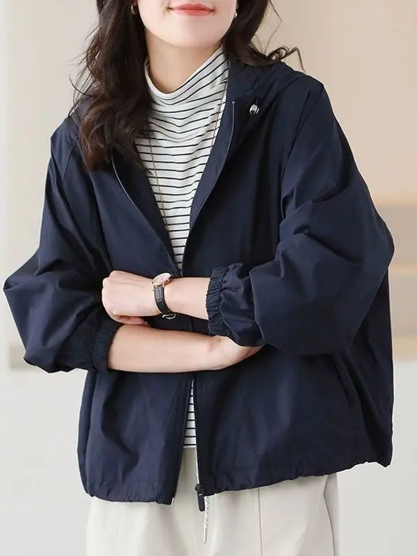 conjunto-de-tres-pecas-jaqueta-curta-casual-com-capuz-estilo-coreano-novo-versatil-solto-efeito-emagrecedor-antienvelhe