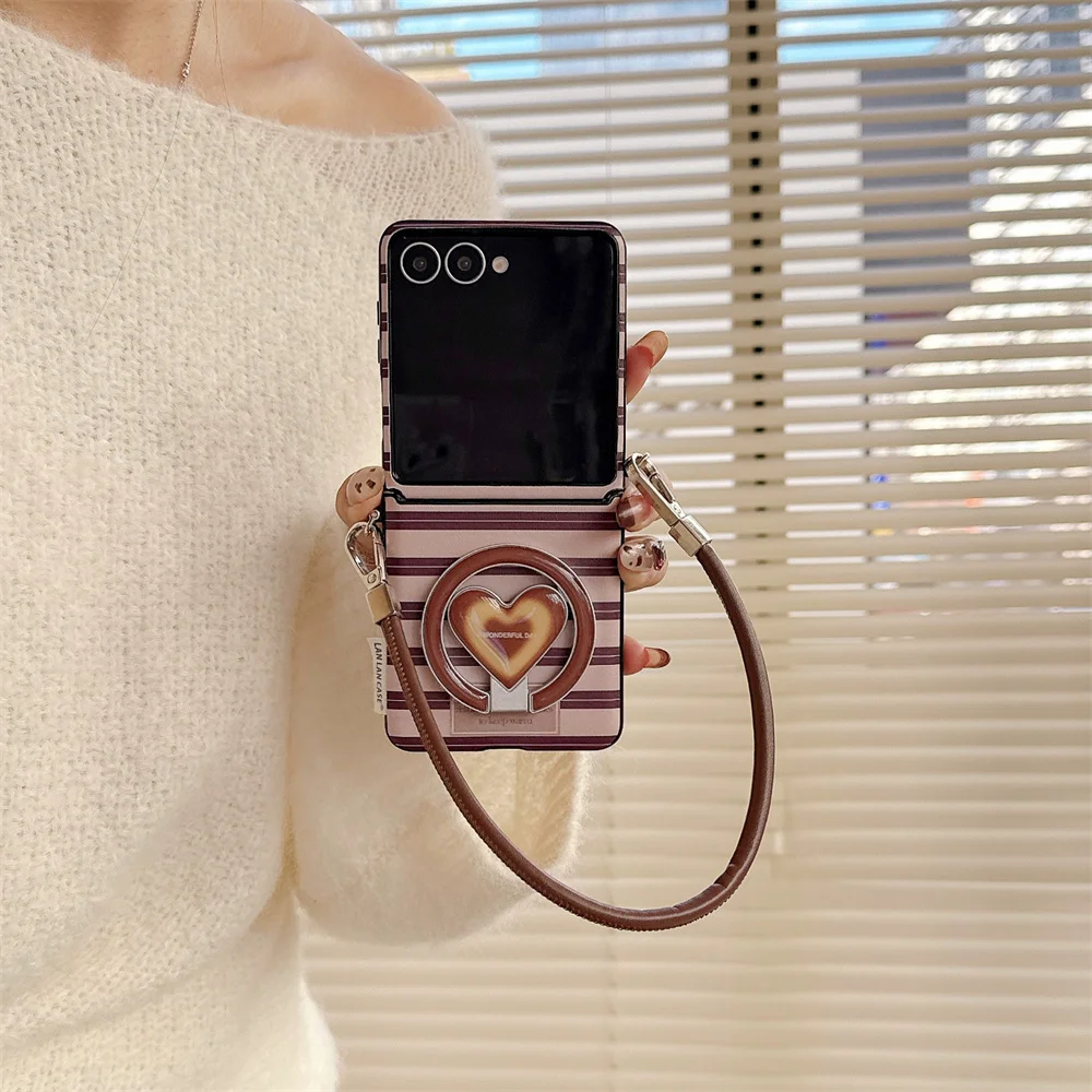 

Cute Brown Striped Plaid Magnetic Case For Samsung Galaxy Z Flip7 7FE Flip6 flip5 Cover With Magsafe Love Holder Shockproof Fund