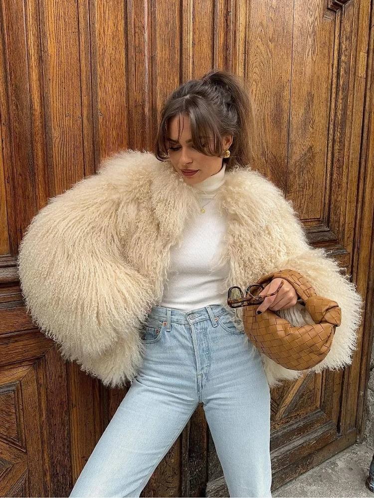 Gelbe Luxus-Kunstpelzmäntel für Damen, Revers, lange Ärmel, warm, verdickt, Winterjacken, 2025, neue weibliche tägliche lässige Straßenoberbekleidung