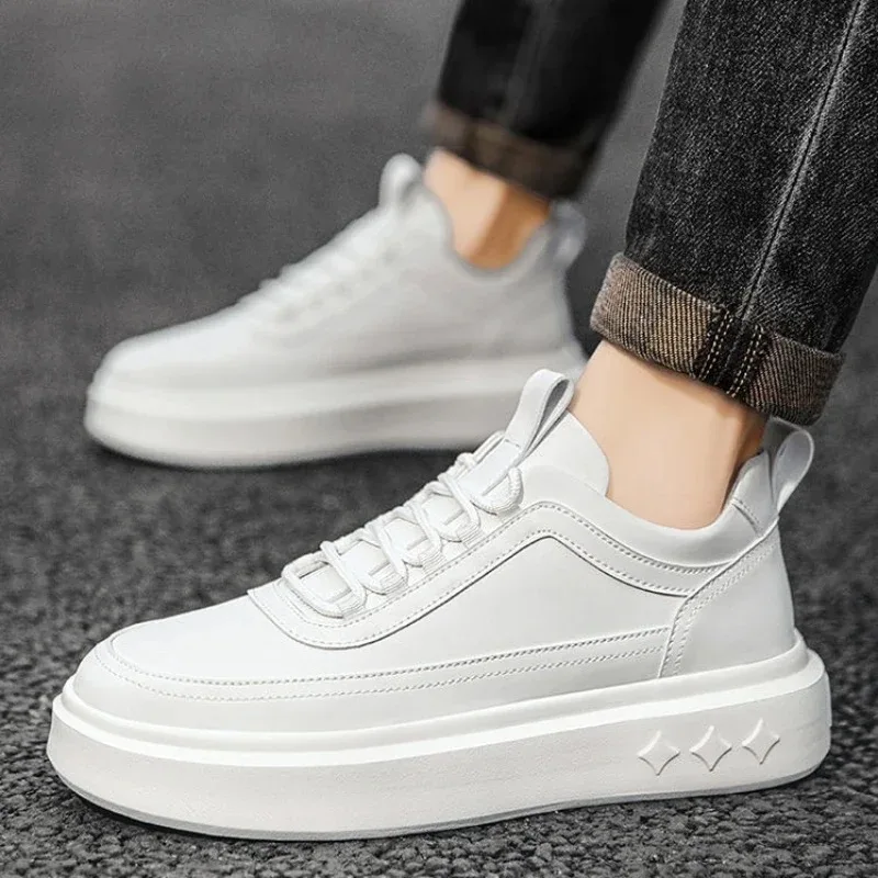 2024Zapatillas de deporte para Hombre, zapatos informales de cuero de alta calidad, zapatos de plataforma para Hombre, zapato vulcanizado, zapatos de tenis blancos, Zapatillas para Hombre