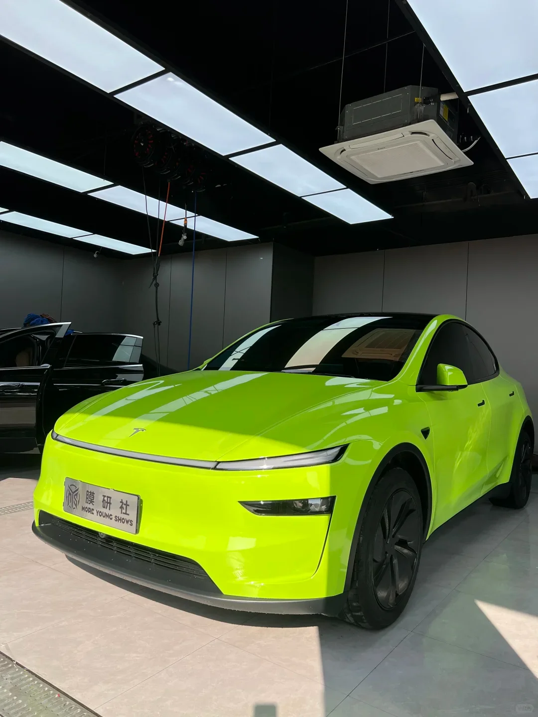 

Защитная пленка из ТПУ 9 мил для Tesla Model Y Juniper 2025-2026+ (прозрачная, PPF, аксессуар, устойчивая к царапинам, для защиты лакокрасочного покрытия автомобиля)