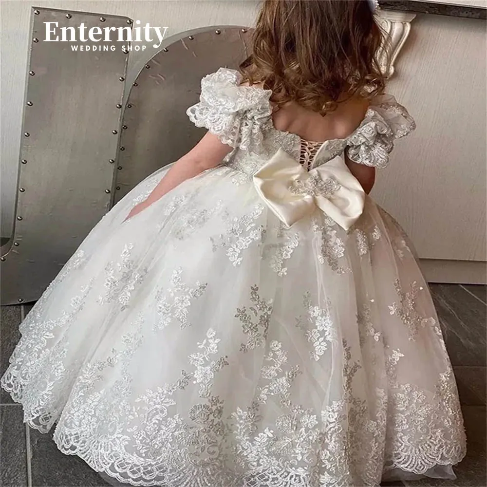 Princesse Enfant Fold manica corta pastorale Flower Girl Dress Ball Gown Lace Applique Open Back Floor-length Vestidos Para nias