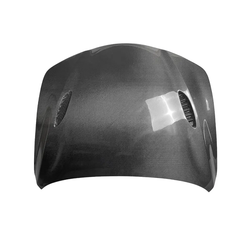 For Giulia Quality Assurance Dry Carbon Fiber Four-leaf Clover Style Car Hood Bonnet Engine Cover 2