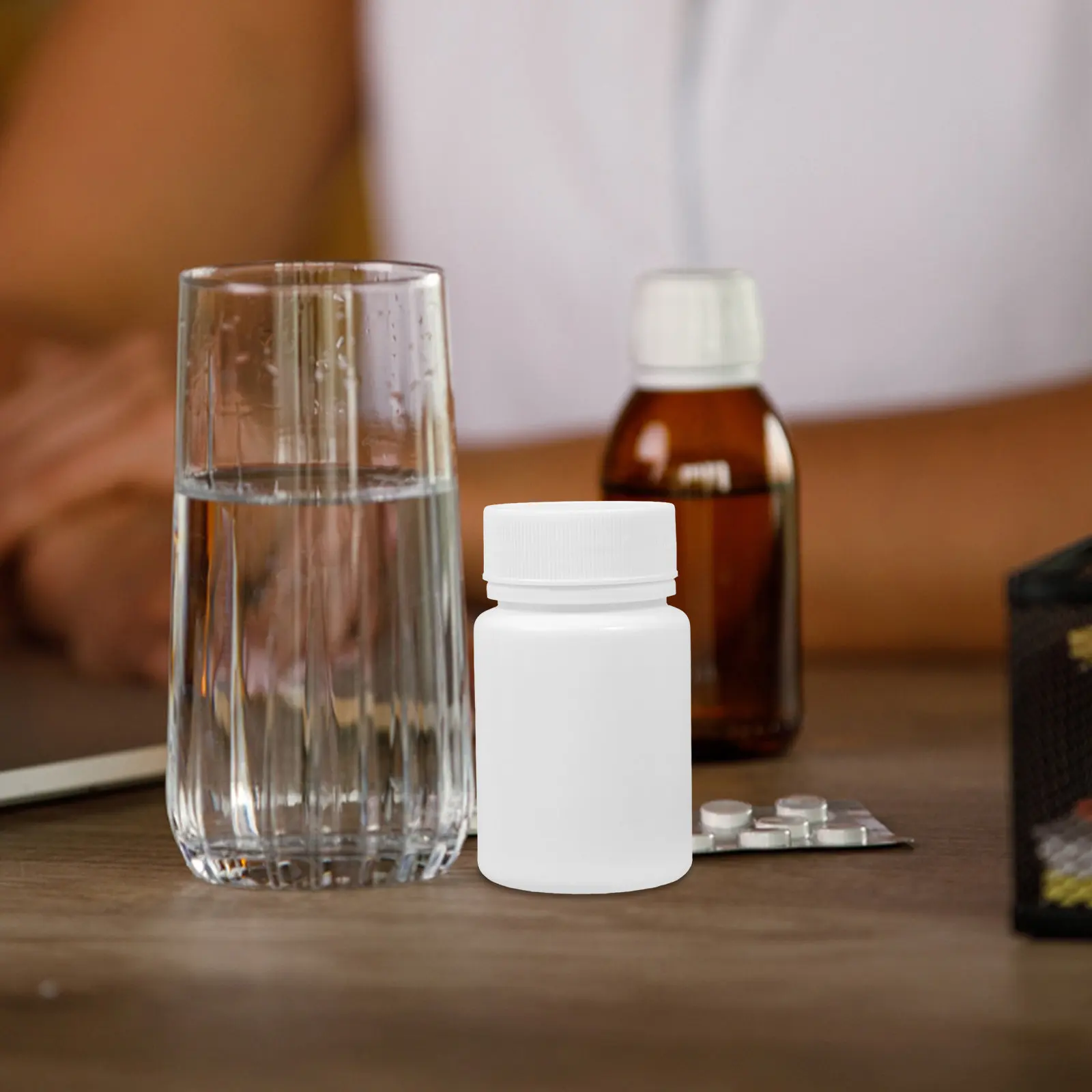 

20Pcs Sample Bottles White Plastic 50Ml Food Grade Hdpe Screw Cap Seal Storage Organizer Pill Fish Oil Medicine Bottles Travel