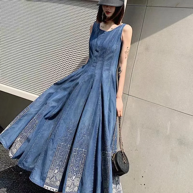 

Summer Women's Clothing Maxi Denim Dress Sleeveless Cotton Hand Embroidery French Retro weigh little Dress Grace High Quality