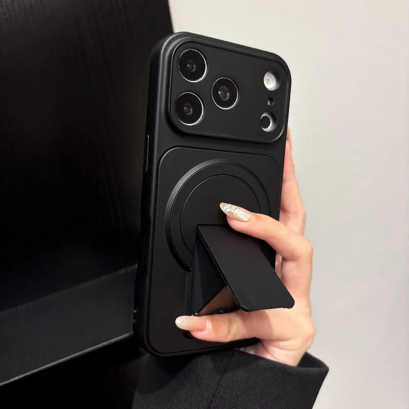 Étui de téléphone magnétique avec support pliable caché pour iPhone 18 Pro 13 14 15 16 17 Pro Max, protection antichoc mate givrée, coque arrière