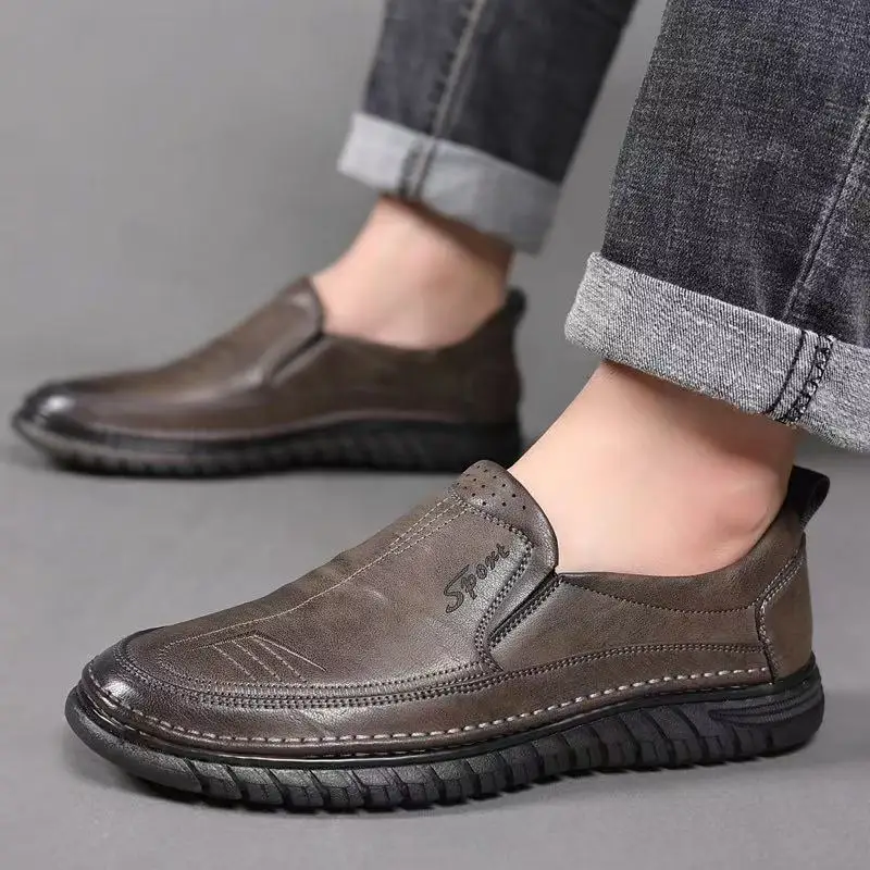 Man Shoe Genuine Leather Men Shoes Casual Italian Men Loafers Breathable Office Shoes Men Designer Slip on Driving Shoes Sneaker