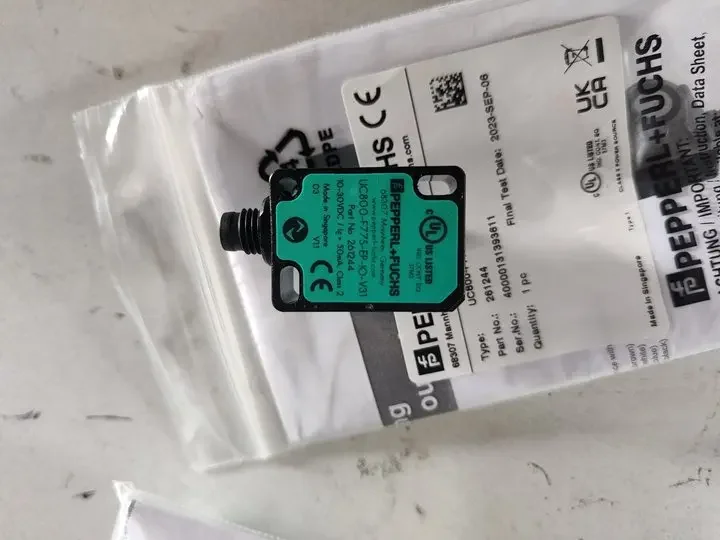 UC800-F77S-EP-IO-V31