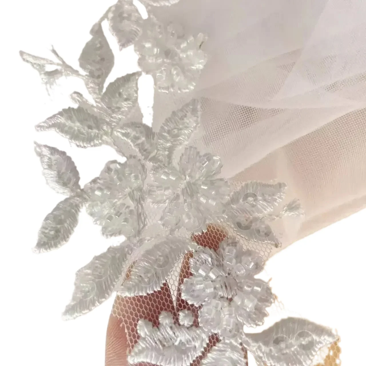 10Yards/Pack.Luxury Beaded Sequin Applique for Wedding Dress,Advanced Custom-Made Sewing,Fabric Petals, 3D Bridal Lace Fabric