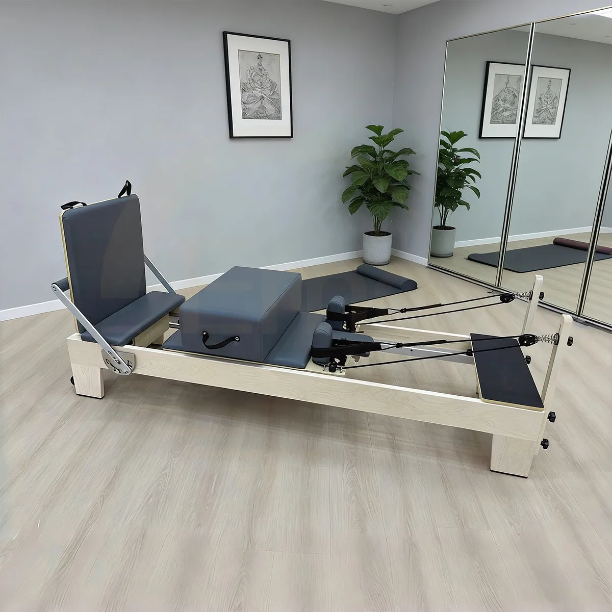 

ATV&UTVCommercial Maple Pilates Reformer Comfortable Carriage Precision Rail Durable Pilates Equipment