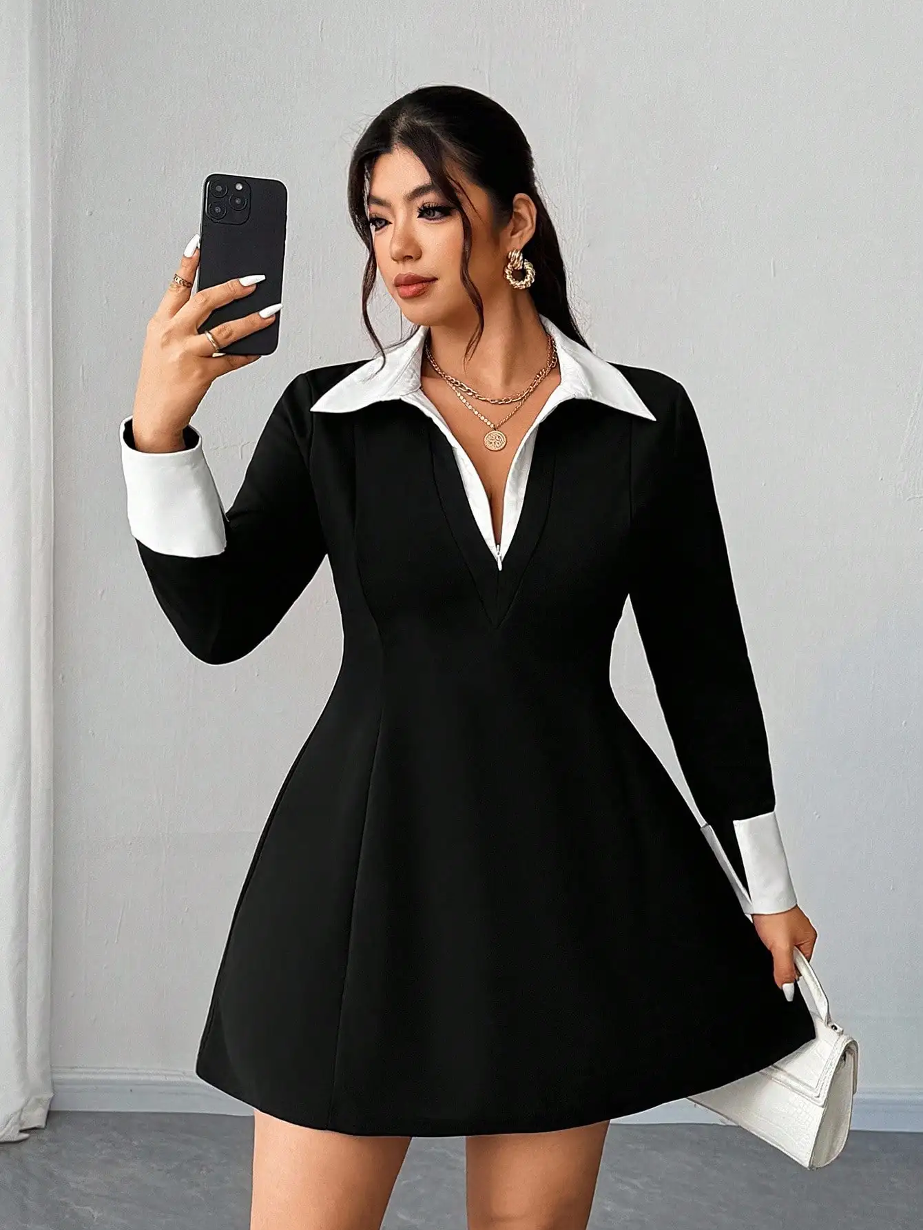

Black Long Sleeve A-Line Dress with Contrast White Collar and Cuffs