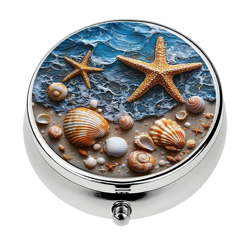A portable pill box with a three-compartment design, beach-themed, perfect for organizing medication and vitamins. It is an ideal gift for travel and everyday use