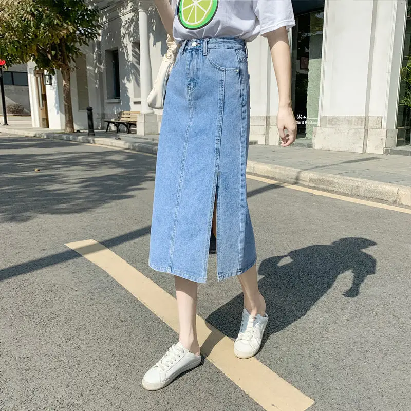 

Denim midi skirt for women 2025 new high waisted slit hanging feeling mid length A-line hip hugging skirt