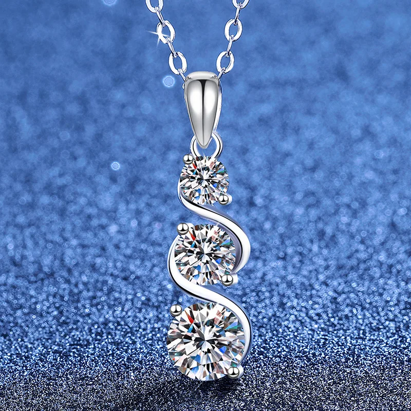 

S925 Silver White Gold Plated 1.8CT D Color Moissanite Classic Halo Pendant Necklace for Women, Exquisite Jewelry.